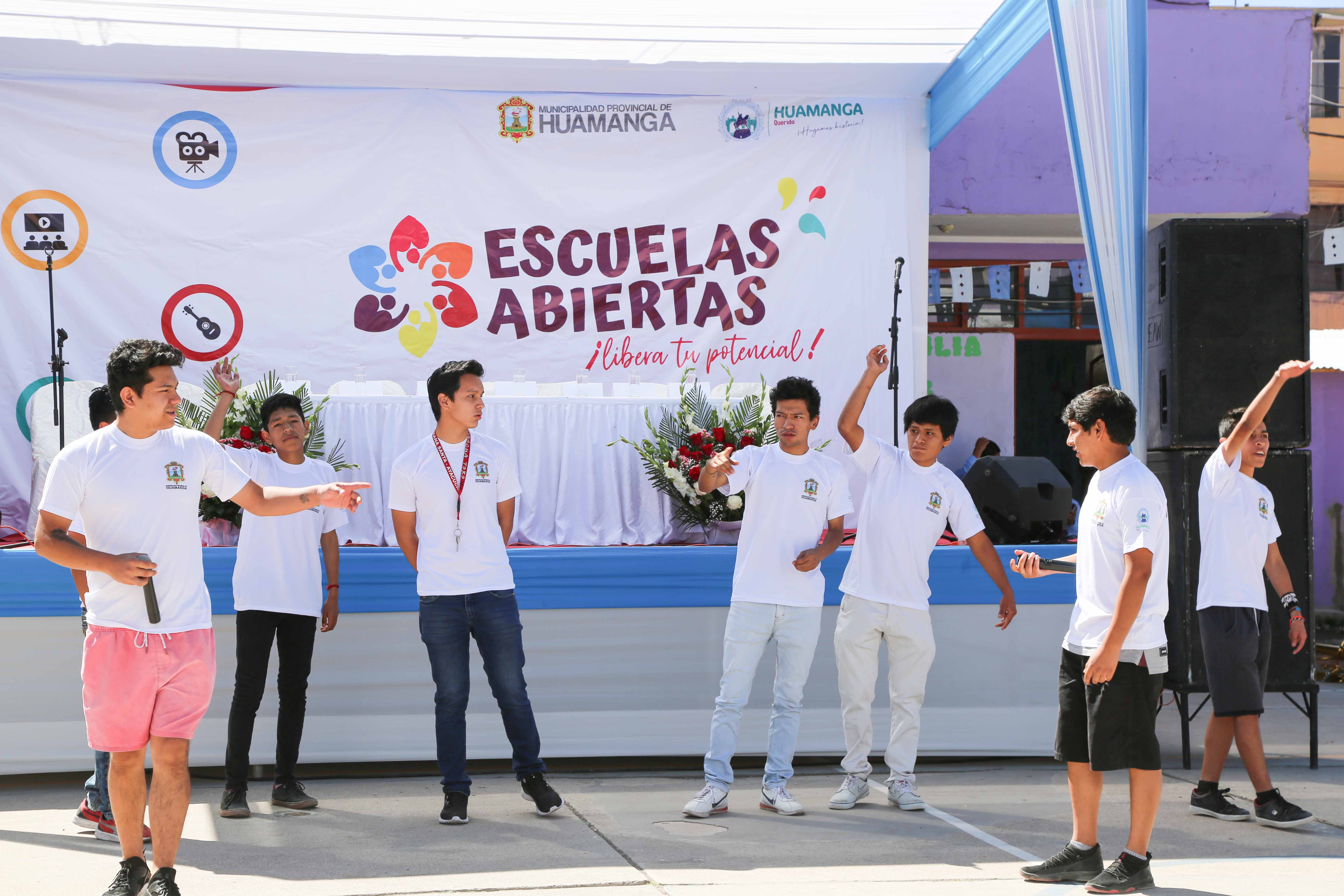Escuelas Abiertas para Huamanga