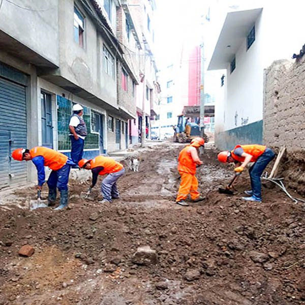 Concluimos pistas y veredas en la Asociación UNSCH