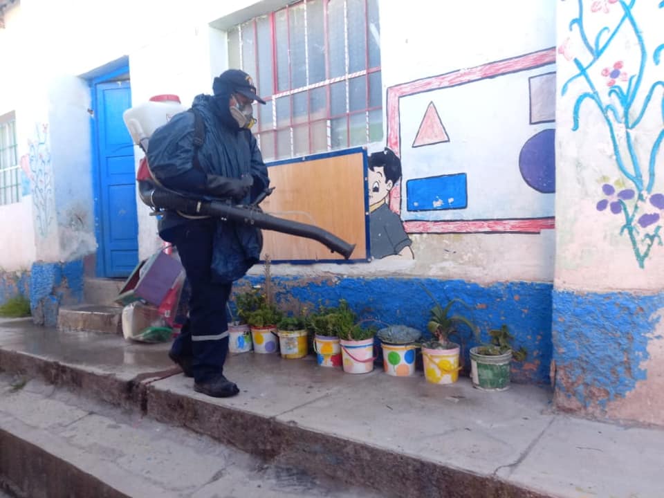 22 Instituciones Educativas fueron fumigadas como medida preventiva